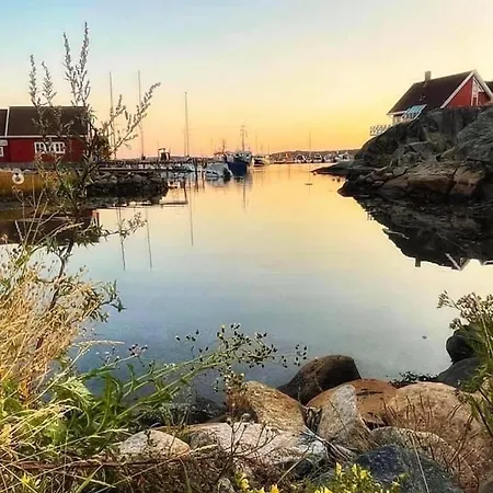 Bestemors Hus - Med Kystnaer Beliggenhet بيت للعطل *