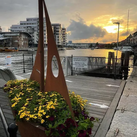 Bestemors Hus - Med Kystnaer Beliggenhet *