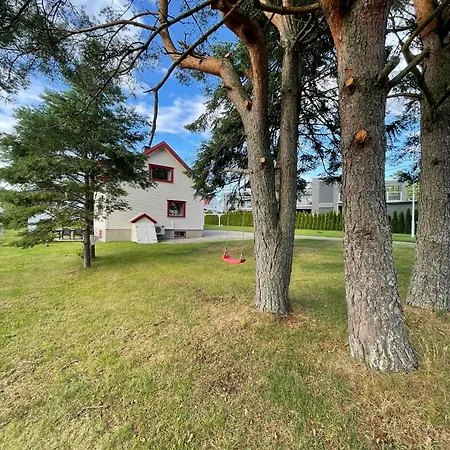 Bestemors Hus - Med Kystnaer Beliggenhet בית נופש *