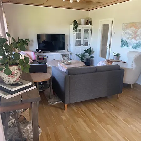 Bestemors Hus - Med Kystnaer Beliggenhet *