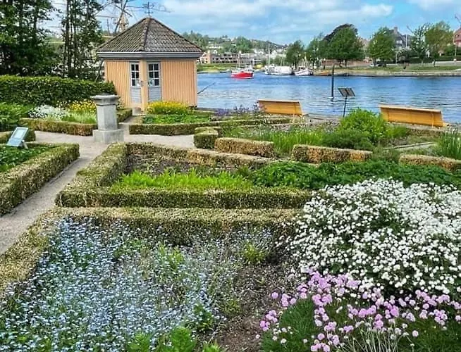 Vakantiehuis Bestemors Hus - Med Kystnaer Beliggenhet *