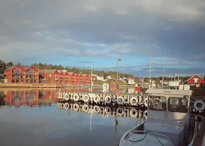 Bestemors Hus - Med Kystnaer Beliggenhet בית נופש *