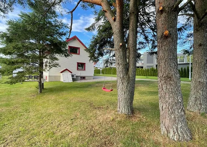 Bestemors Hus - Med Kystnaer Beliggenhet בית נופש *