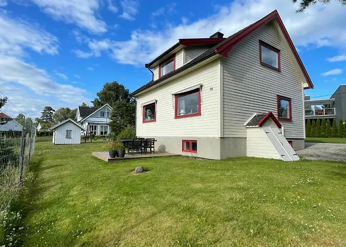 Bestemors Hus - Med Kystnaer Beliggenhet *