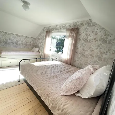 Bestemors Hus - Med Kystnaer Beliggenhet *