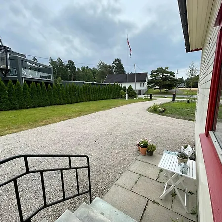 Bestemors Hus - Med Kystnaer Beliggenhet 別荘